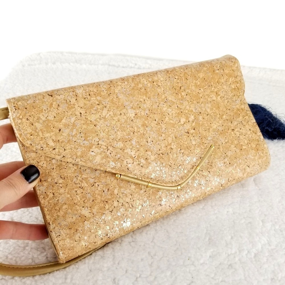 Vtg Boho Natural Cork Metallic Flecked Crossbody Envelope Clutch Bag Gold Detail